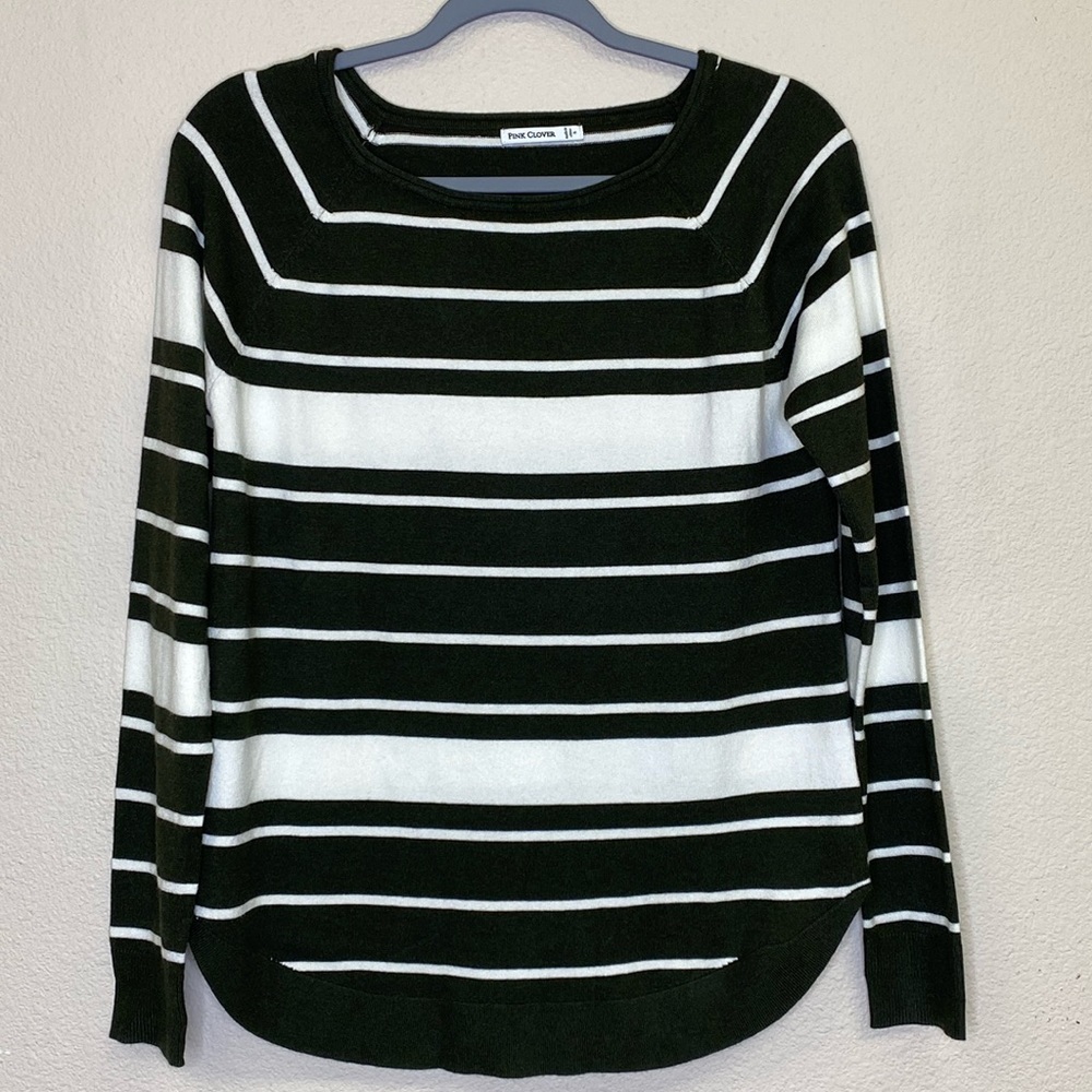 Pink Clover Stitch Fix Valencia Curved Hem Sweater Green Stripe Small
